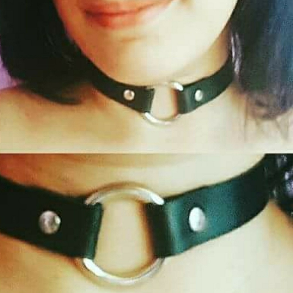 Black Ring Choker